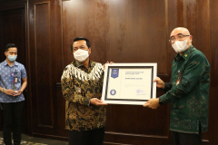 05-03-2021 - Penyerahan BKN Award kepada MA
