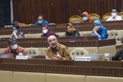 Rapat-Dengar-Pendapat-BKN-dan-Kemen-PAN-RB-bersama-Komisi-II-DPR-RI_24-3-2021_02