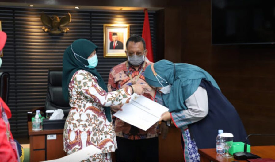 Implementasikan Perpres Nomor 78 Tahun 2021, Sestama BKN Lepas 4 Peneliti BKN Beralih Jabatan Sebagai Peneliti BRIN
