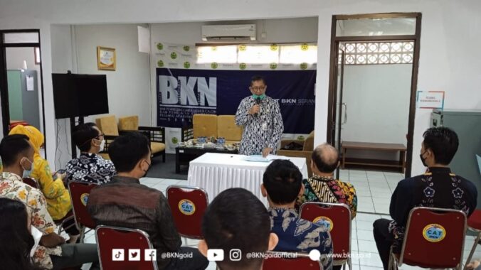Kepala Kantor Regional III BKN Bandung Hadiri Serah Terima Jabatan Plt Kepala UPSCPKP ASN BKN Serang