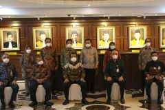 Penyerahan-BKN-Award-kepada-MA_5-3-2021_01