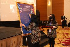 Pencanangan-Pembangunan-Zona-Integritas-Kantor-Regional-V-BKN_7-4-2021_01