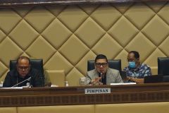 Rapat-Dengar-Pendapat-BKN-dan-Kemen-PAN-RB-bersama-Komisi-II-DPR-RI_24-3-2021_01